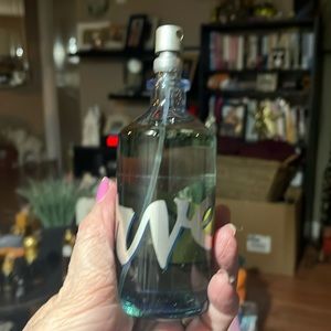 Liz Claiborne Curve 100ml EDT Spray.  Full!